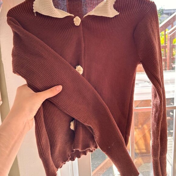 Cute sweater - Picture 3 of 3